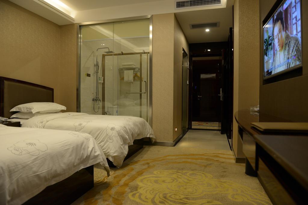 قوانغتشو Tie Cheng Hotel الغرفة الصورة