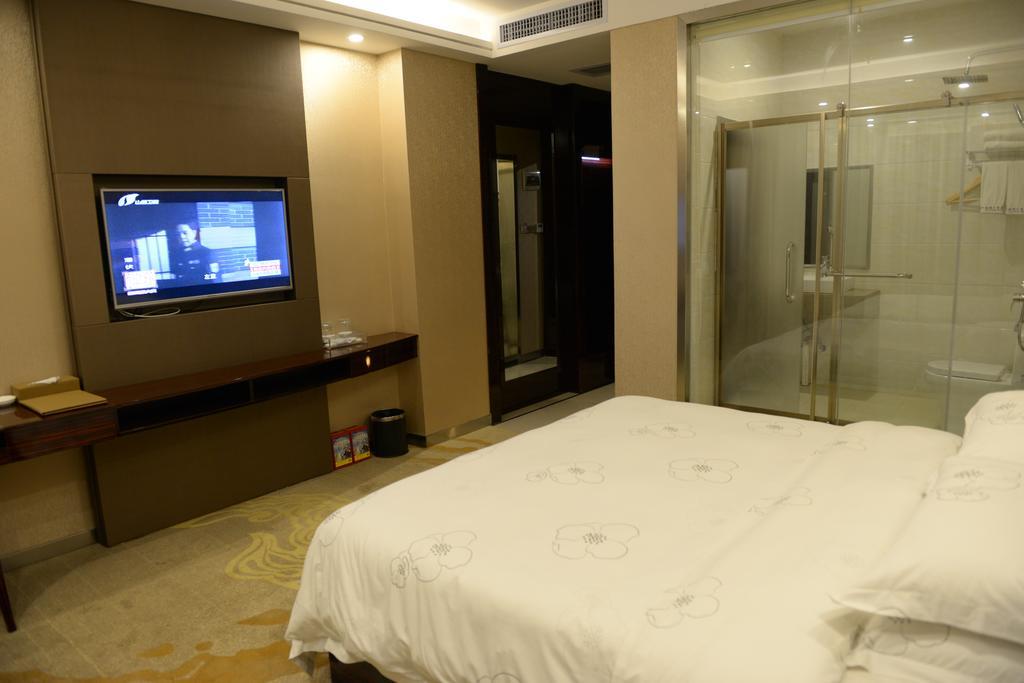 قوانغتشو Tie Cheng Hotel الغرفة الصورة